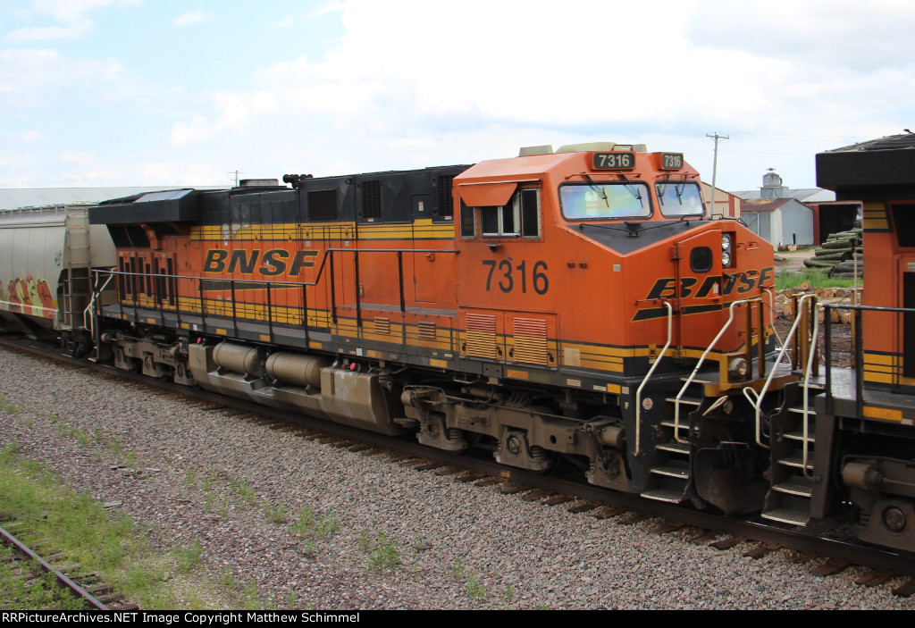 BNSF 7316